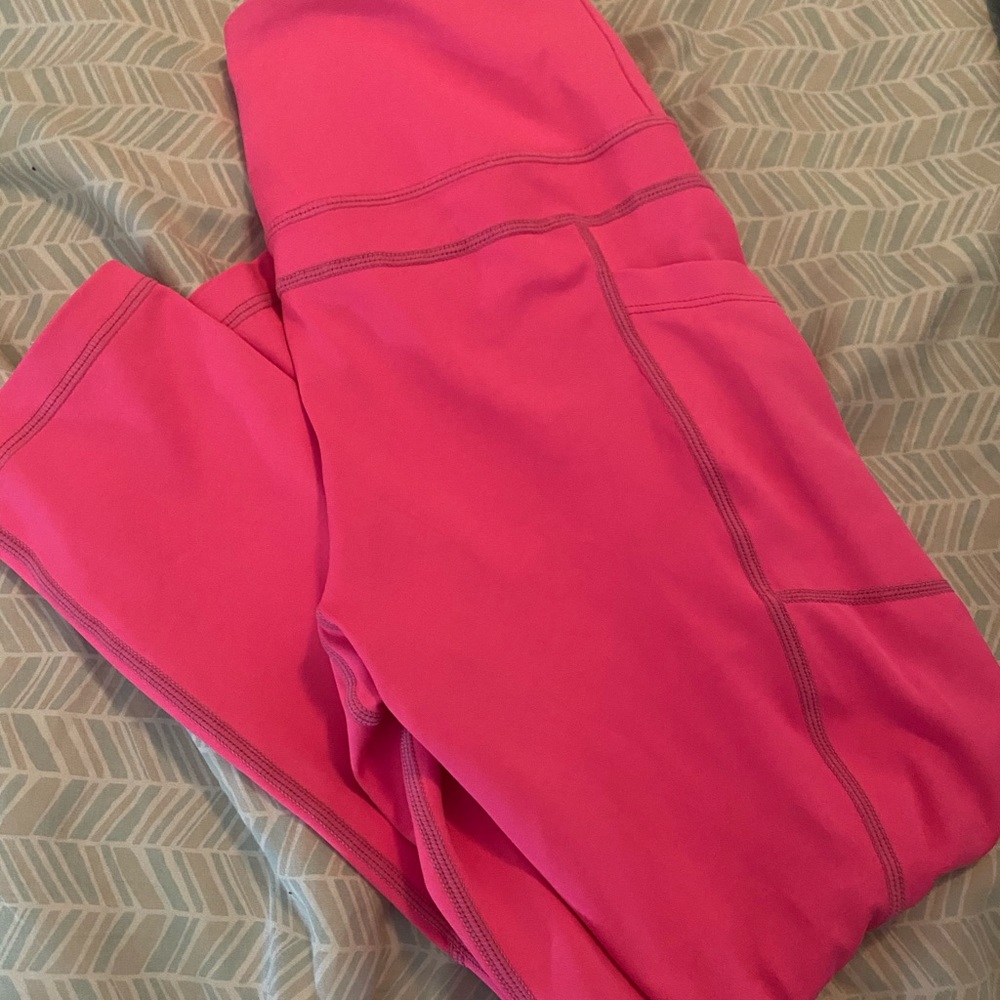 Zyia hot pink light n tight capris medium